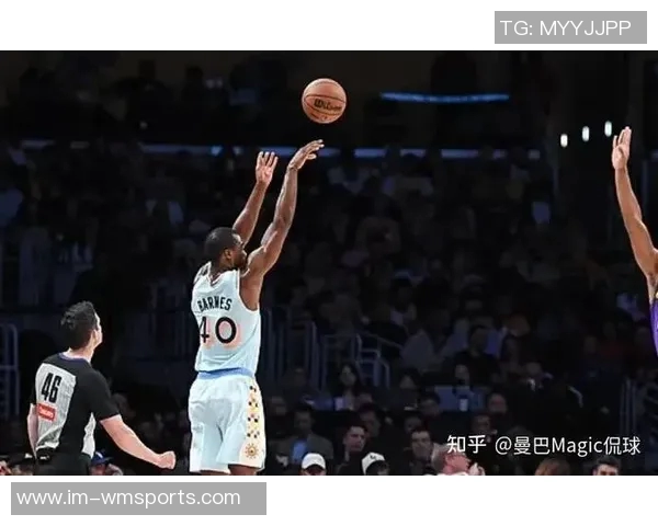 勇士调侃巴恩斯三分球失准如16年重现赛场瞬间 勇士调侃巴恩斯三分球失准如16年重现赛场瞬间