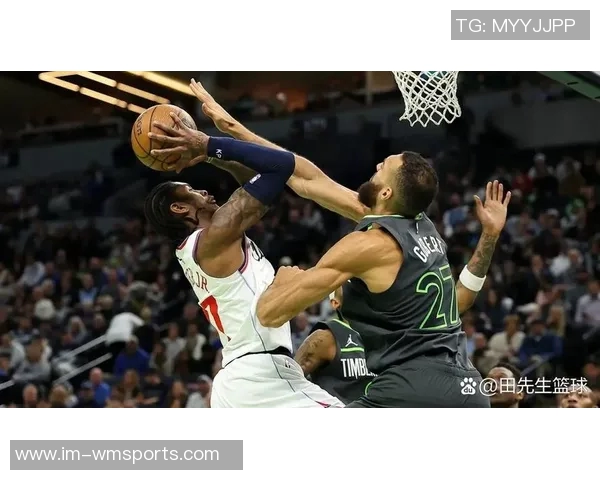 小迈克尔波特表现出色17投9中砍下26分助球队逆转胜利